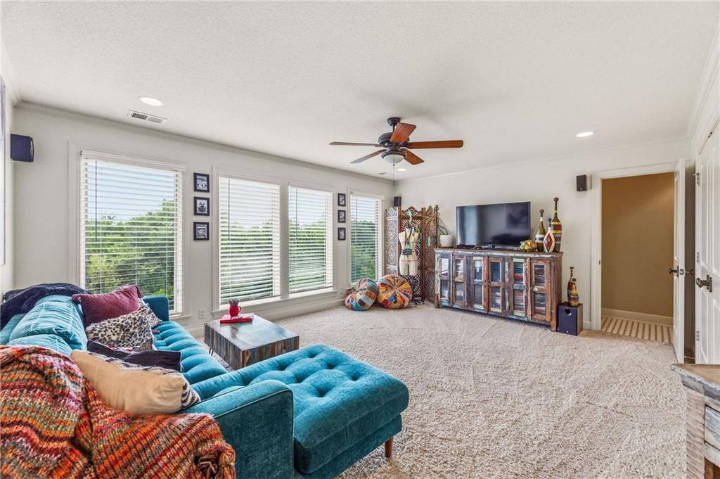 7435 Deer Ridge Drive, Shawnee, KS 66227