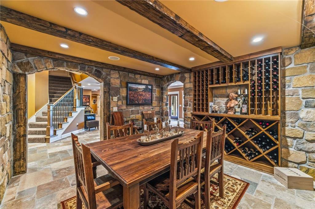 7435 Deer Ridge Drive, Shawnee, KS 66227