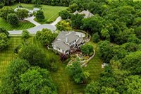 7435 Deer Ridge Drive, Shawnee, KS 66227