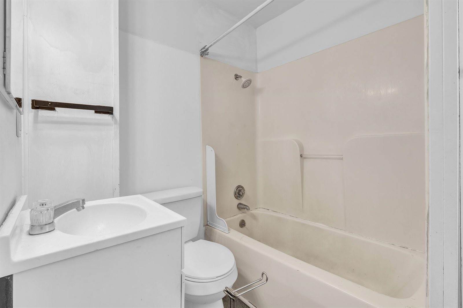 543 Main Street, Old Town, ME 04468