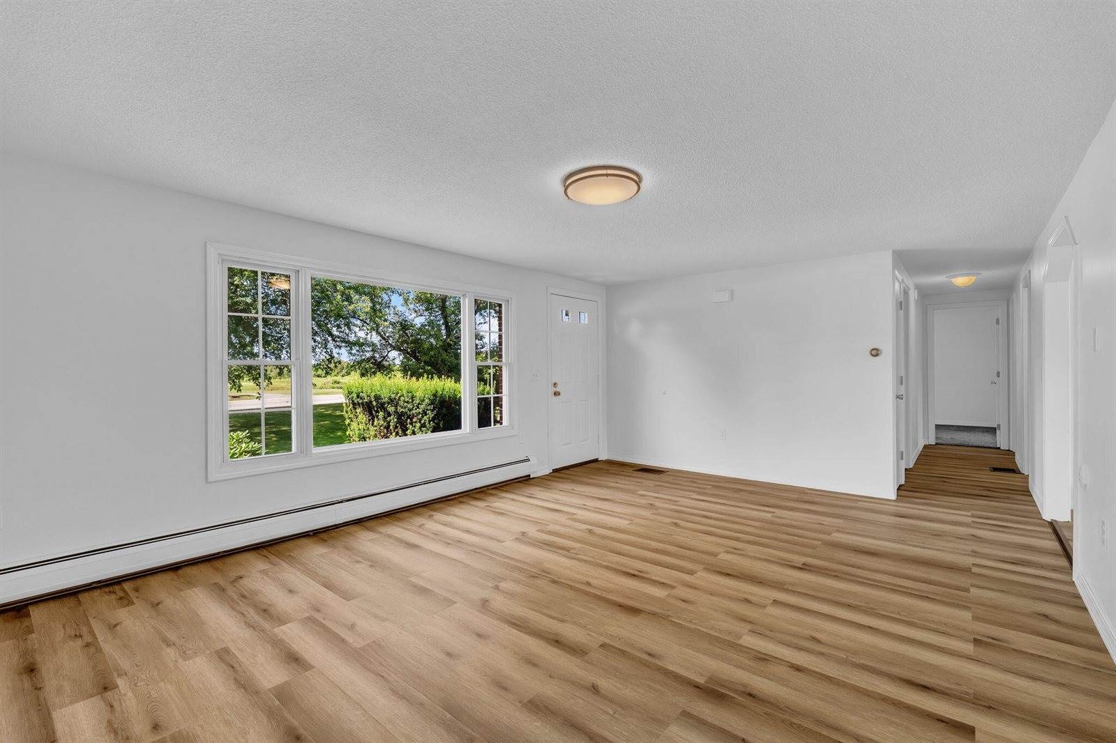 732 Main Street, Corinth, ME 04427