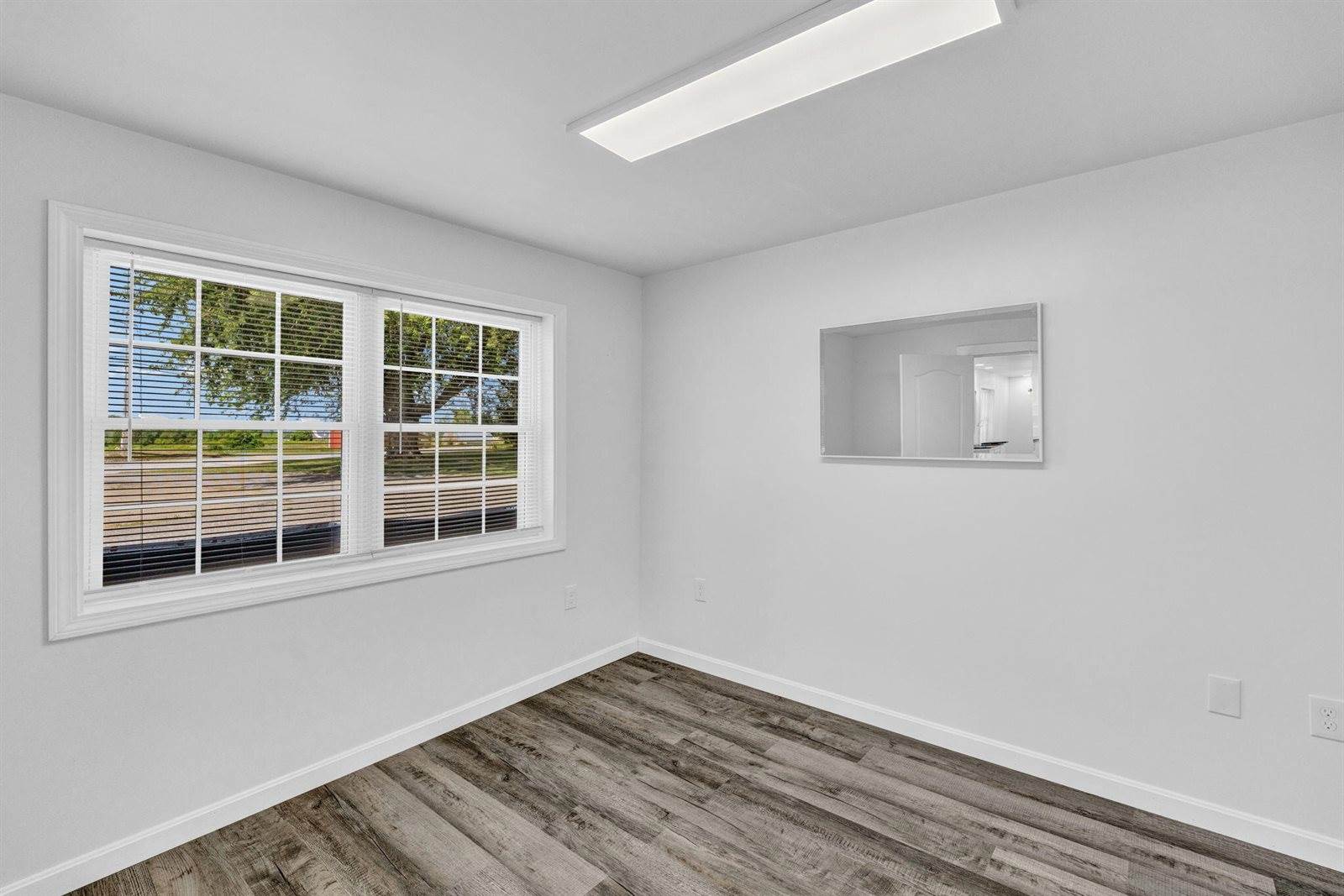 732 Main Street, Corinth, ME 04427