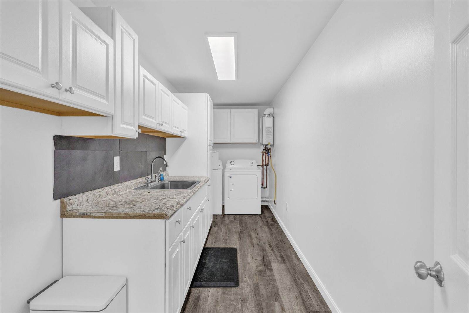 732 Main Street, Corinth, ME 04427