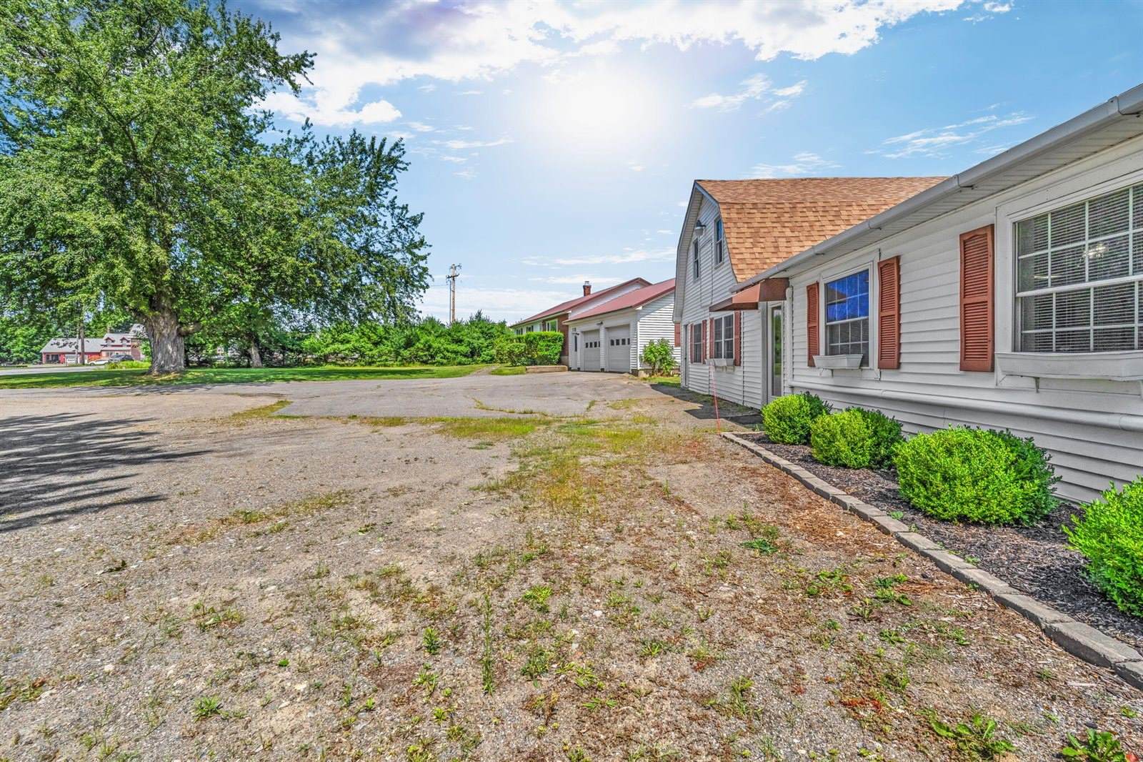 732 Main Street, Corinth, ME 04427