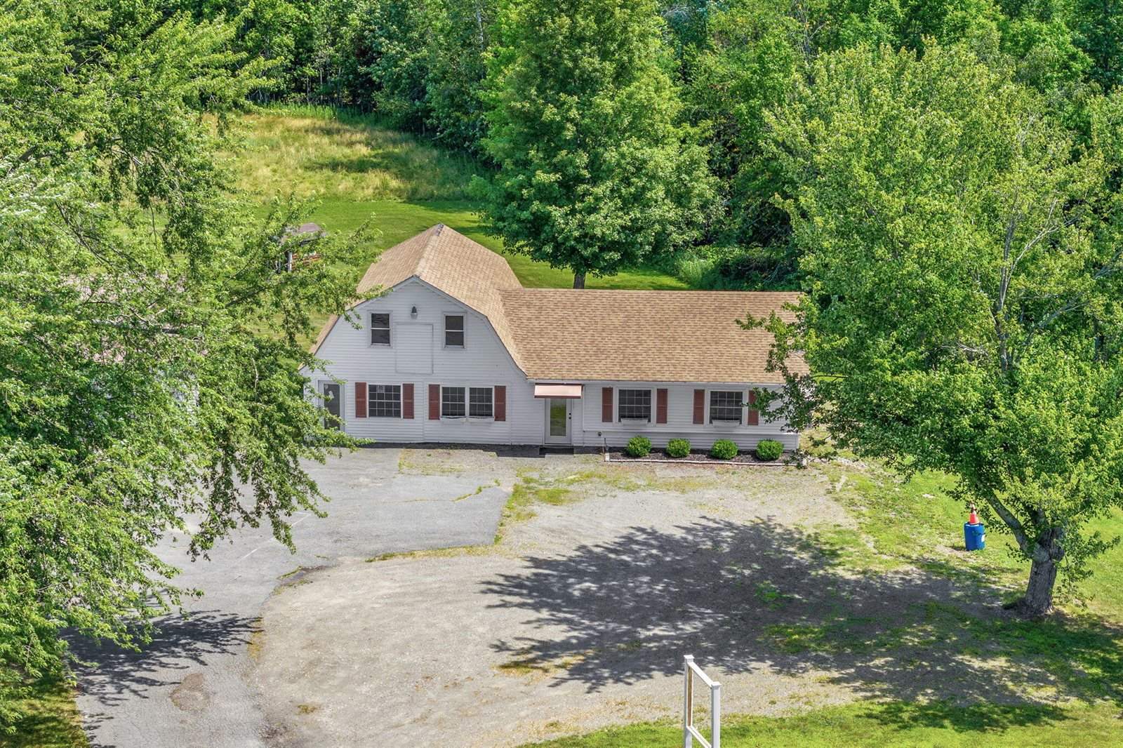 732 Main Street, Corinth, ME 04427