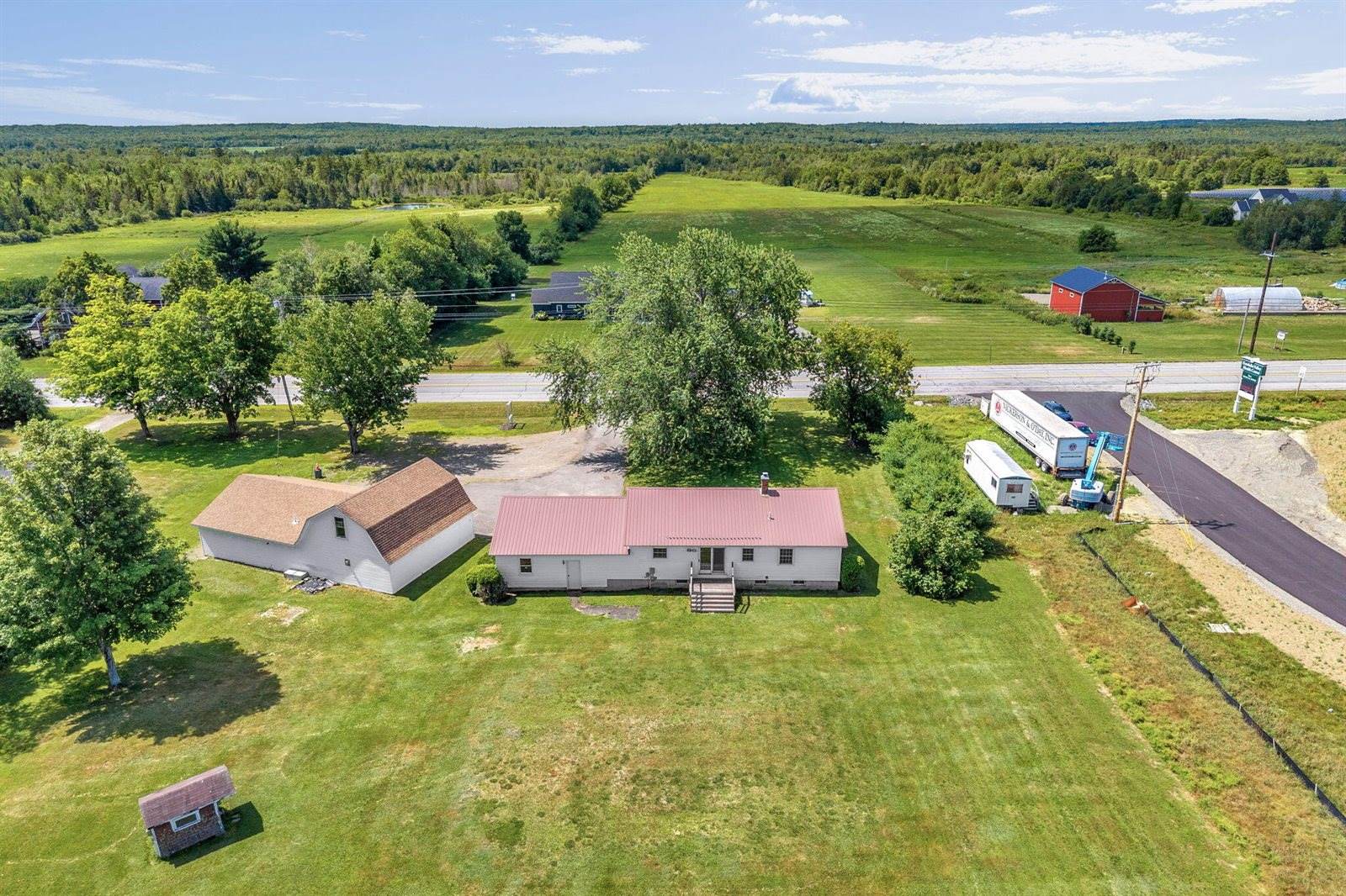 732 Main Street, Corinth, ME 04427
