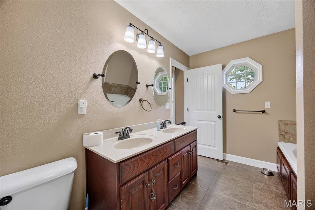 20152 Helios Lane, Saint Robert, MO 65584