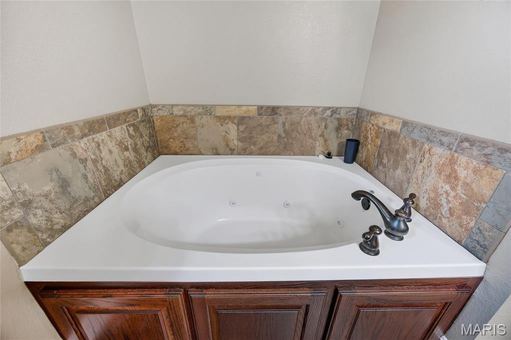 20152 Helios Lane, Saint Robert, MO 65584