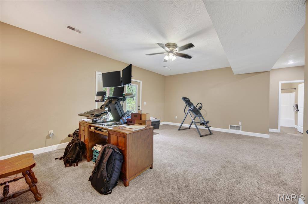 20152 Helios Lane, Saint Robert, MO 65584