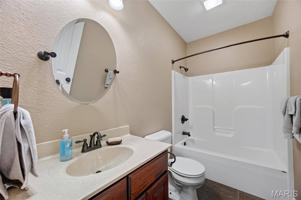 20152 Helios Lane, Saint Robert, MO 65584