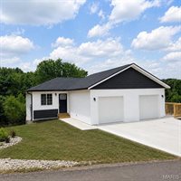 16201 Haidyn Road, Saint Robert, MO 65584