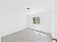 16201 Haidyn Road, Saint Robert, MO 65584