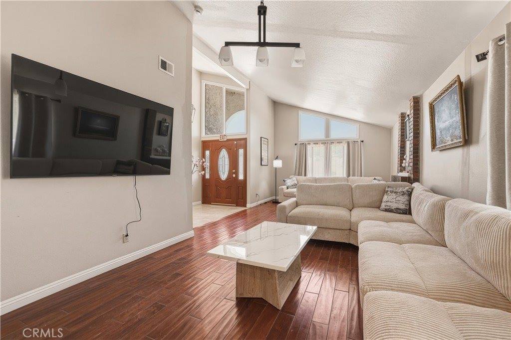 11841 Laughton Way, Porter Ranch, CA 91326