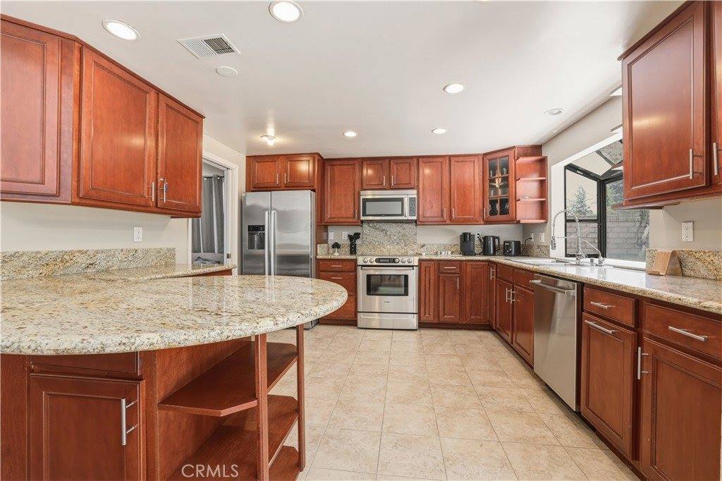 11841 Laughton Way, Porter Ranch, CA 91326