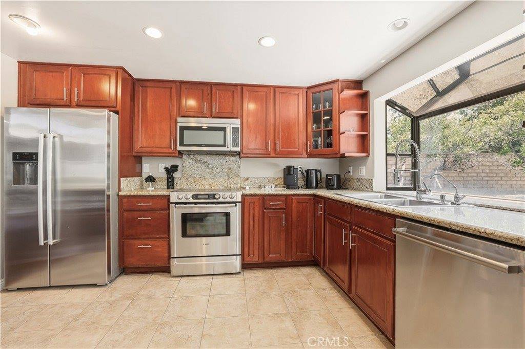11841 Laughton Way, Porter Ranch, CA 91326