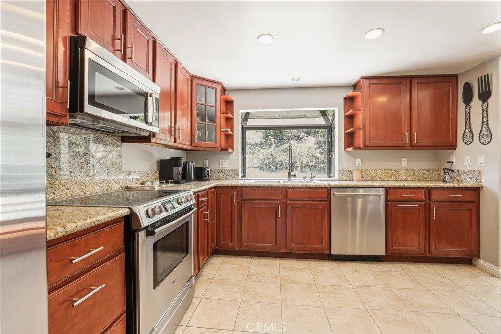 11841 Laughton Way, Porter Ranch, CA 91326