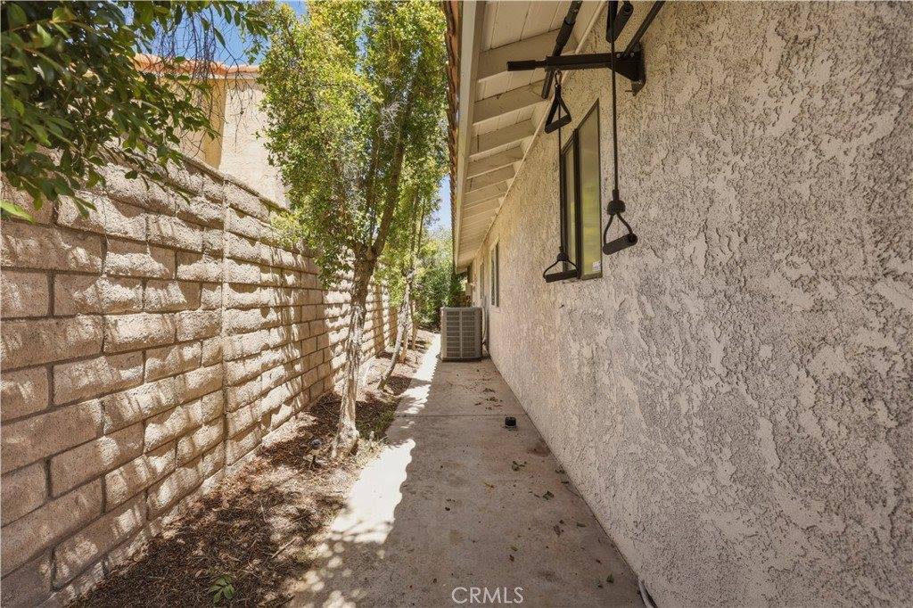 11841 Laughton Way, Porter Ranch, CA 91326