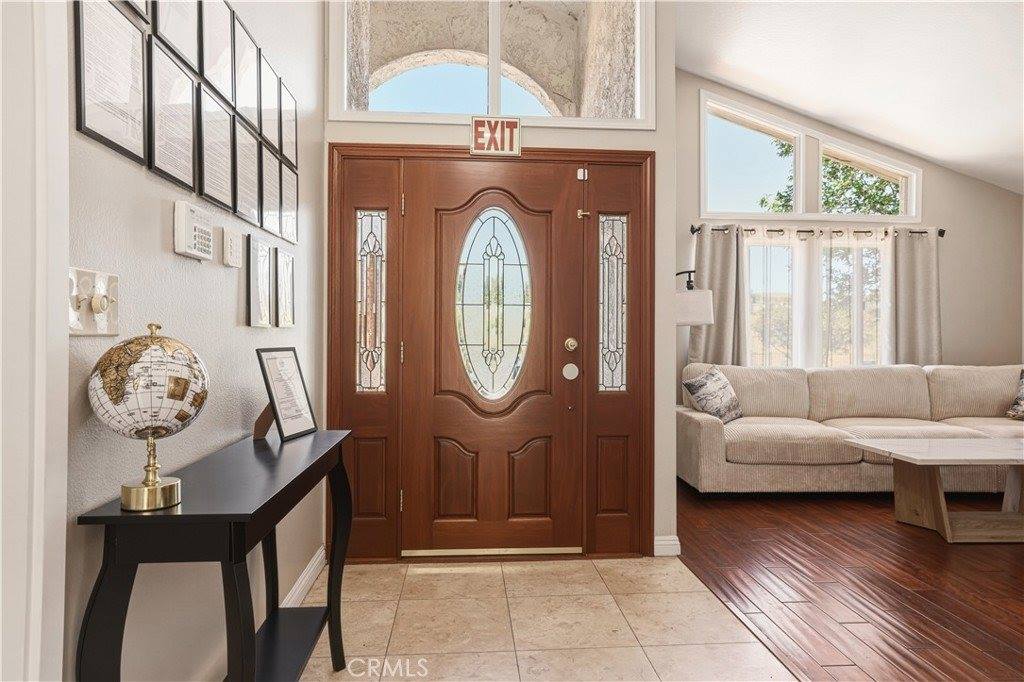 11841 Laughton Way, Porter Ranch, CA 91326