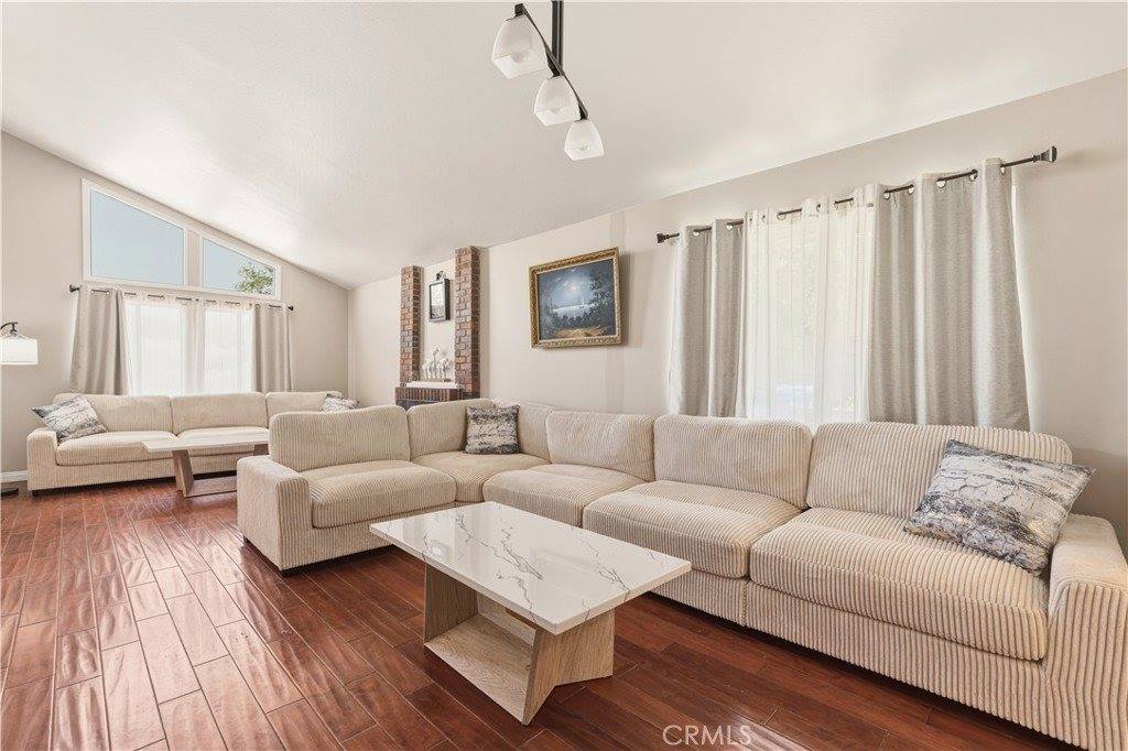 11841 Laughton Way, Porter Ranch, CA 91326