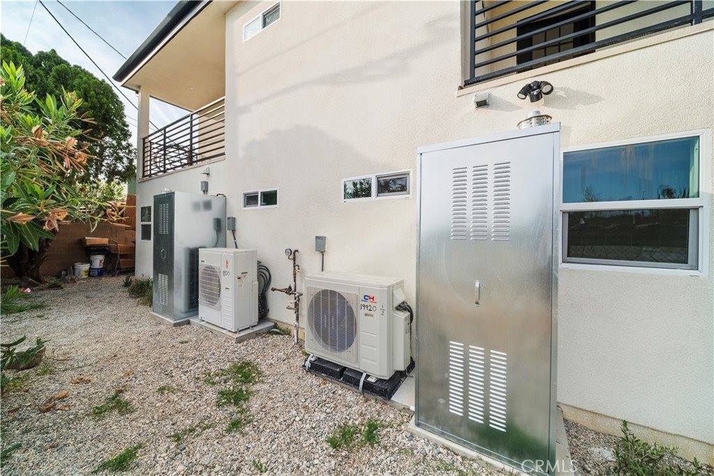 19920 Kittridge Street, Winnetka, CA 91306