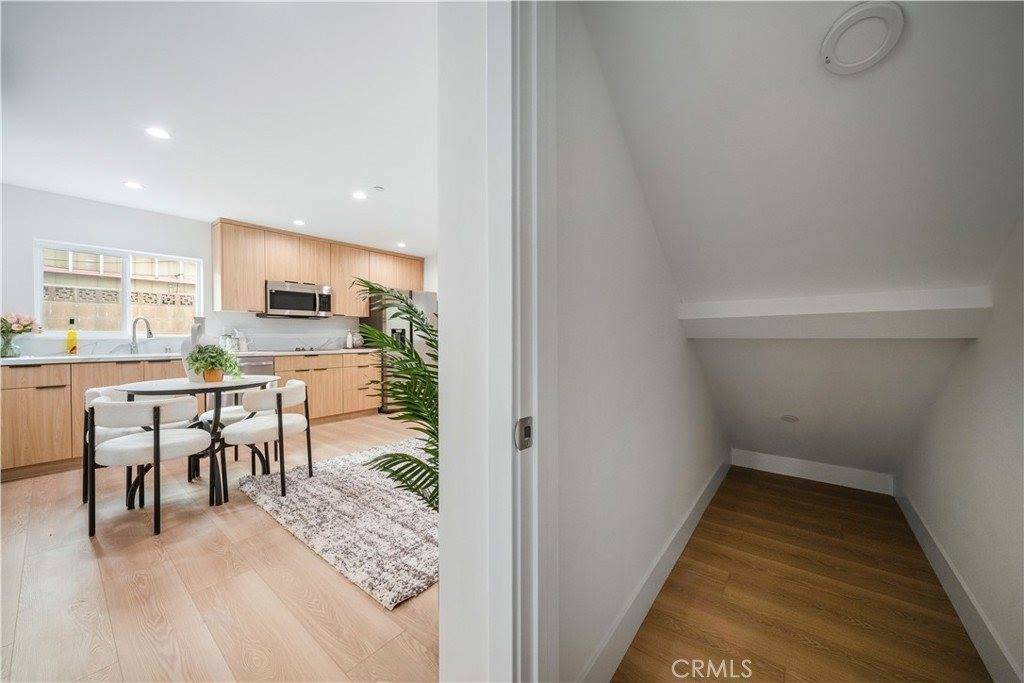 19920 Kittridge Street, Winnetka, CA 91306