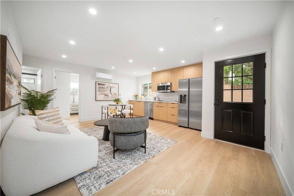 19920 Kittridge Street, Winnetka, CA 91306