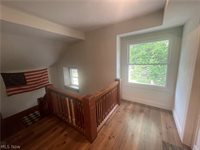 45 Indiana Avenue, Youngstown, OH 44505