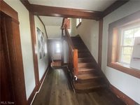 45 Indiana Avenue, Youngstown, OH 44505