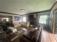 45 Indiana Avenue, Youngstown, OH 44505