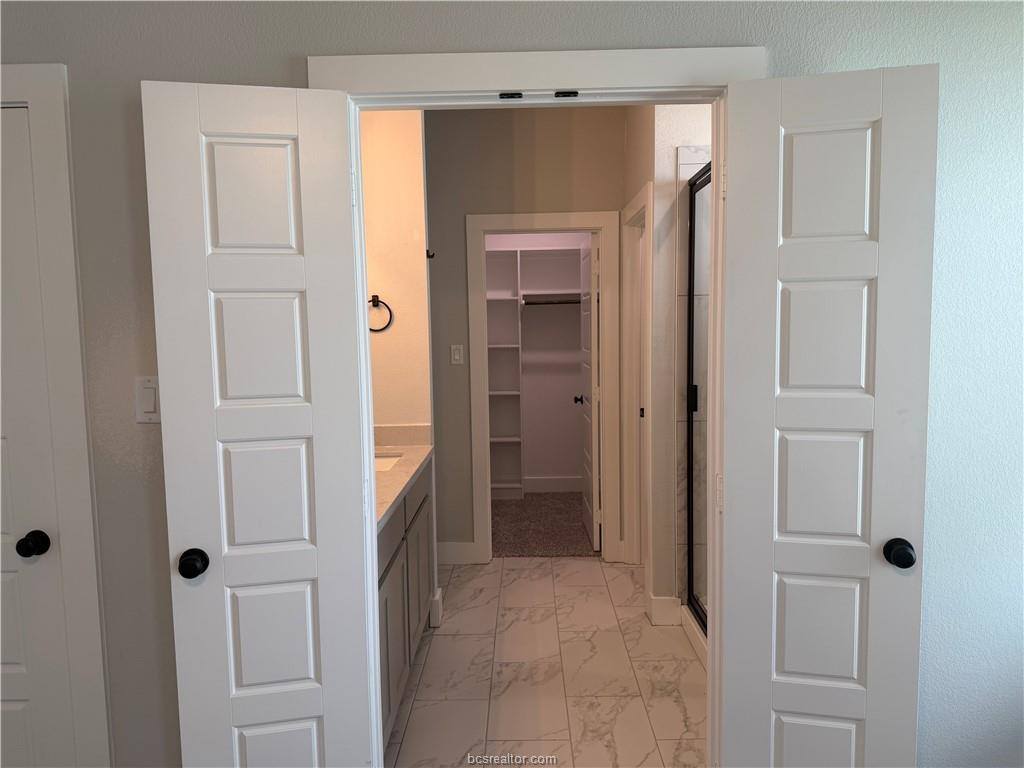 907 Fork Court, College Station, TX 77845