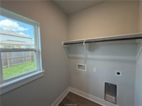 907 Fork Court, College Station, TX 77845