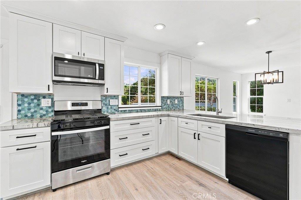 18027 North Shore, Hidden Valley Lake, CA 95467
