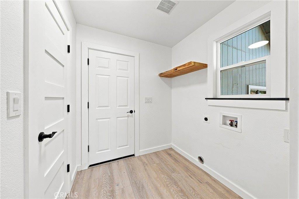 18027 North Shore, Hidden Valley Lake, CA 95467