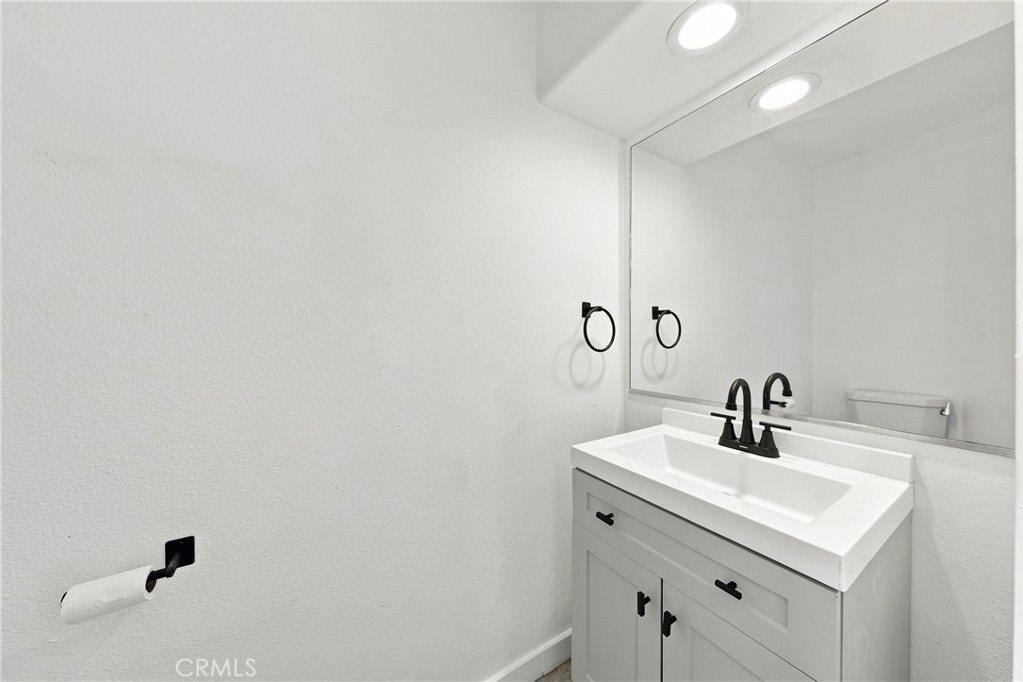 18027 North Shore, Hidden Valley Lake, CA 95467