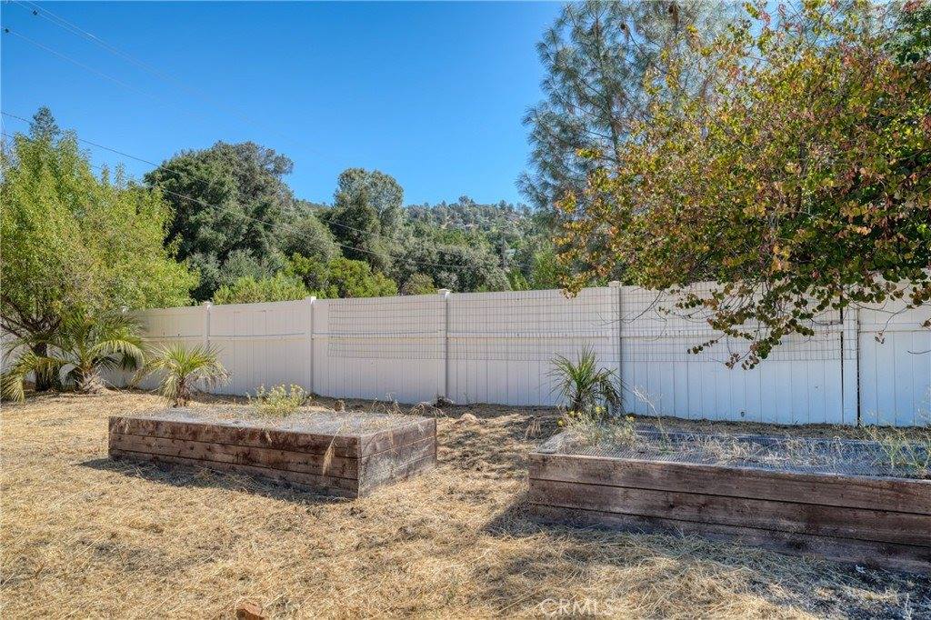 18027 North Shore, Hidden Valley Lake, CA 95467