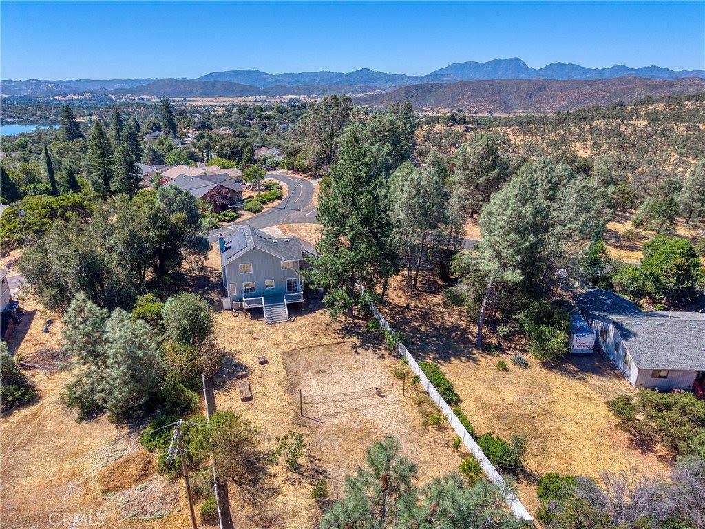 18027 North Shore, Hidden Valley Lake, CA 95467