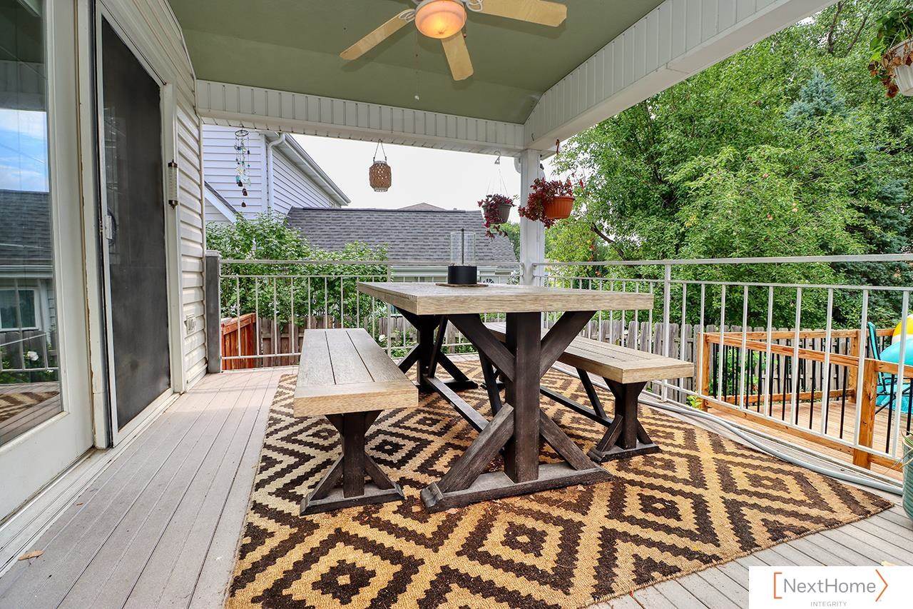 517 Lakeshore Drive, Lincoln, NE 68528