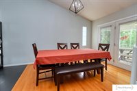 517 Lakeshore Drive, Lincoln, NE 68528
