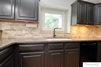 517 Lakeshore Drive, Lincoln, NE 68528