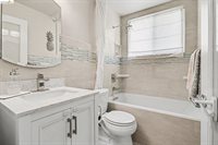 1760 Domaine Way, Oakley, CA 94561