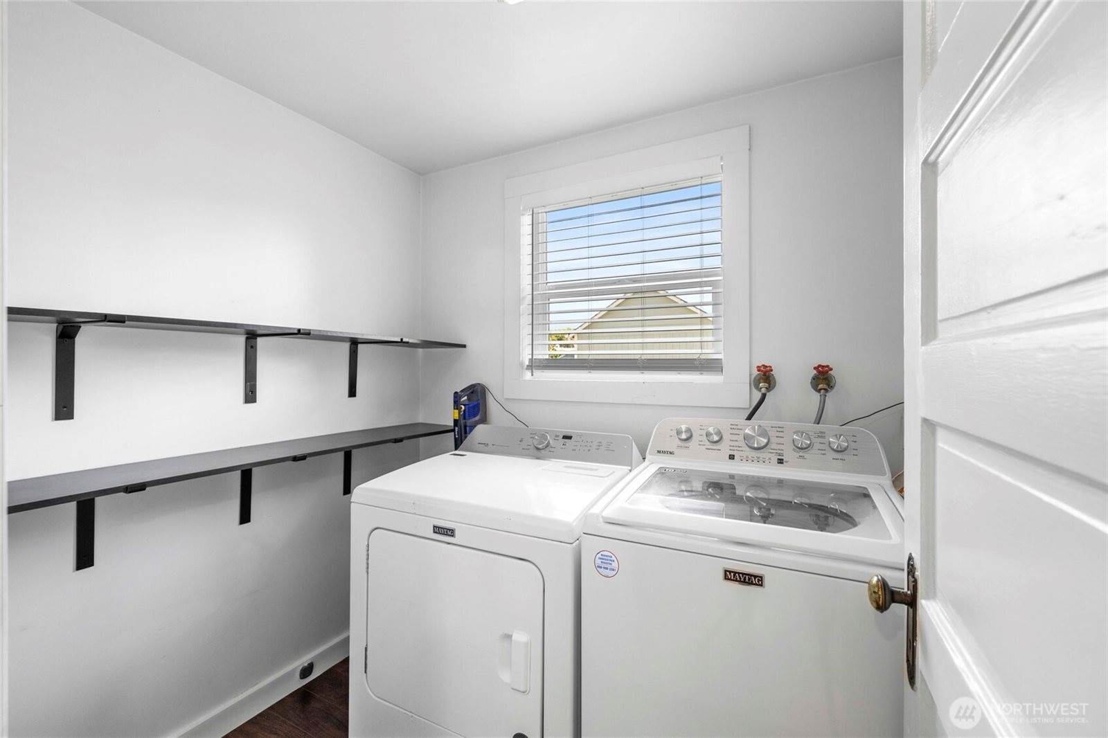 24499 East State Street, Sedro Woolley, WA 98284