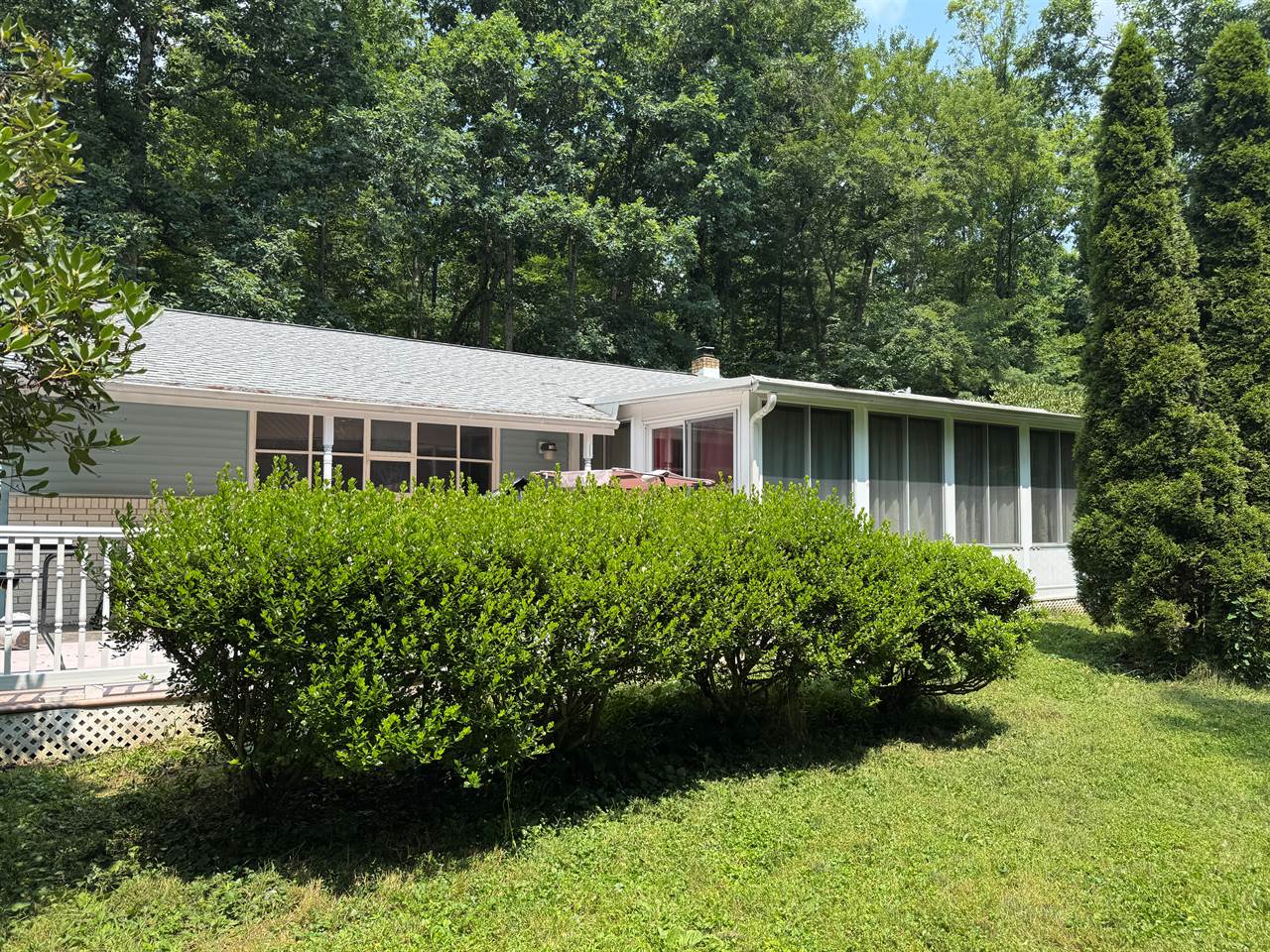68 Pine Grove Road, Newport, PA 17074