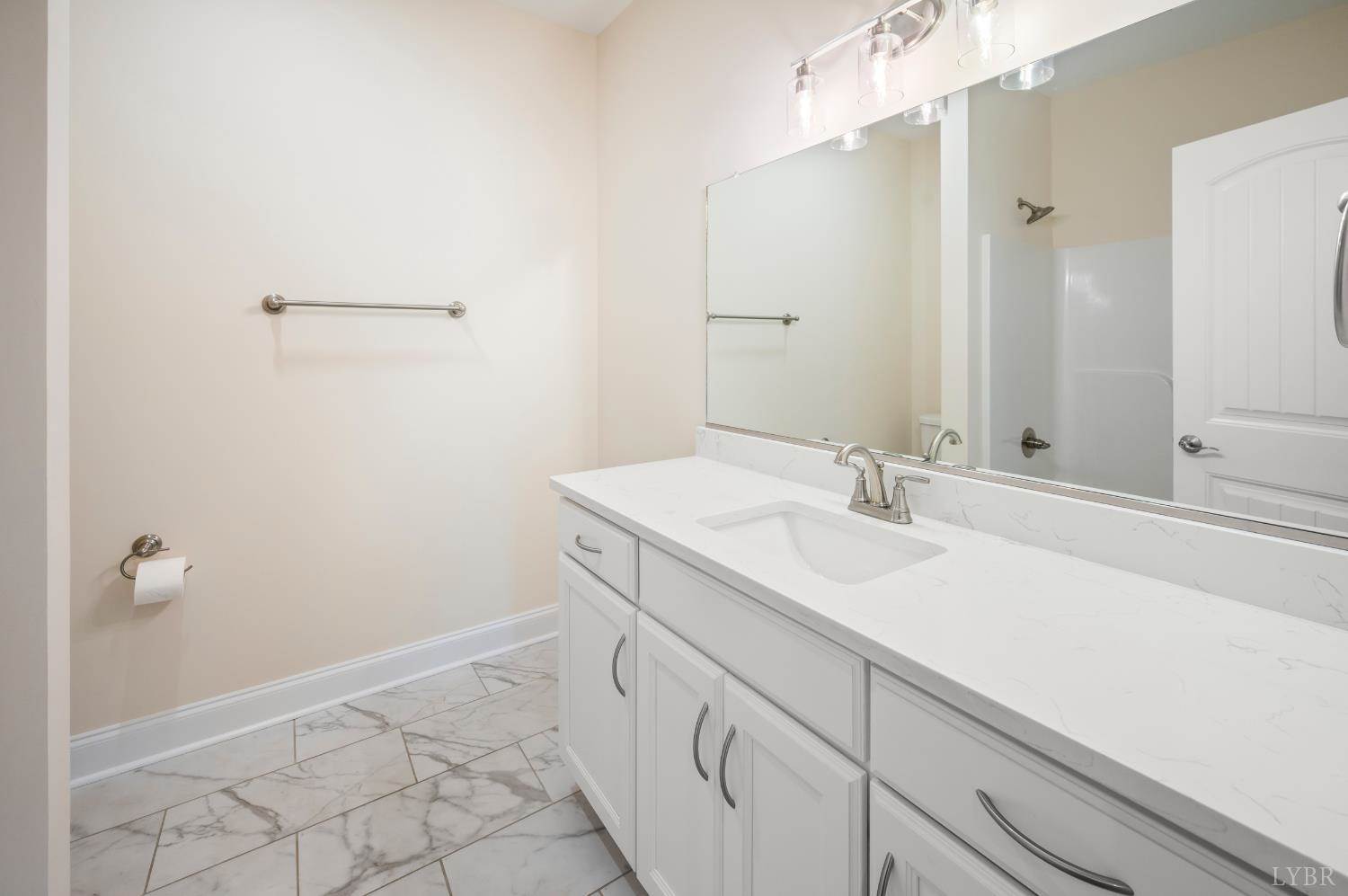 155 Villa Oak Circle, Bedford, VA 24523
