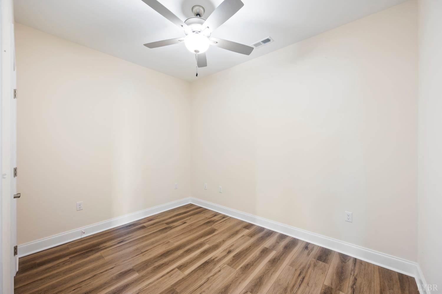 155 Villa Oak Circle, Bedford, VA 24523