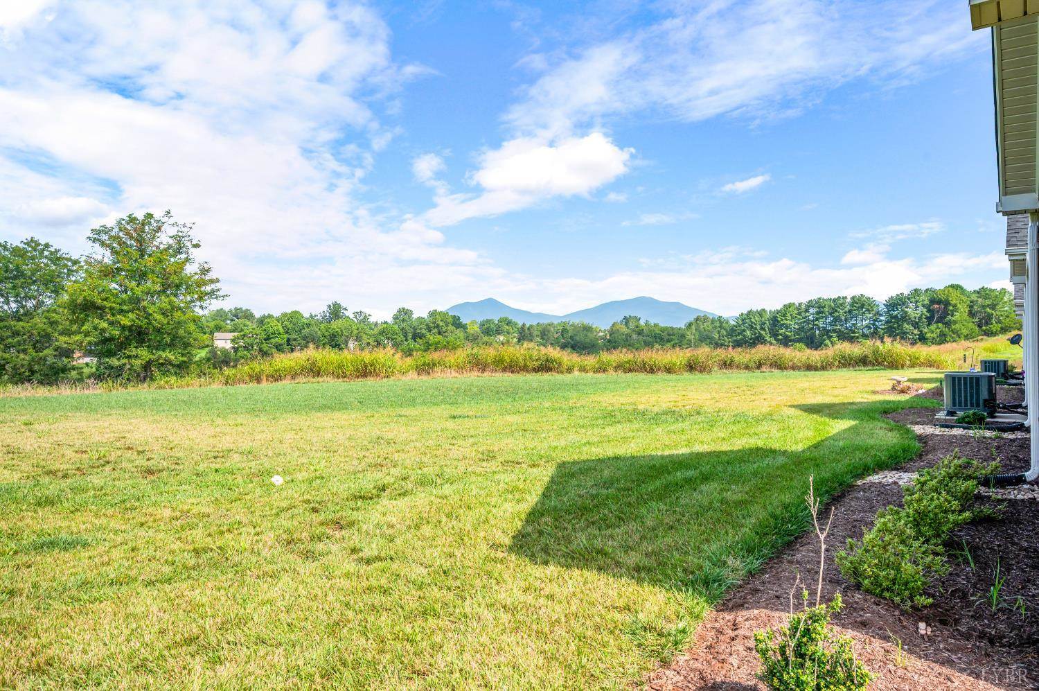 155 Villa Oak Circle, Bedford, VA 24523