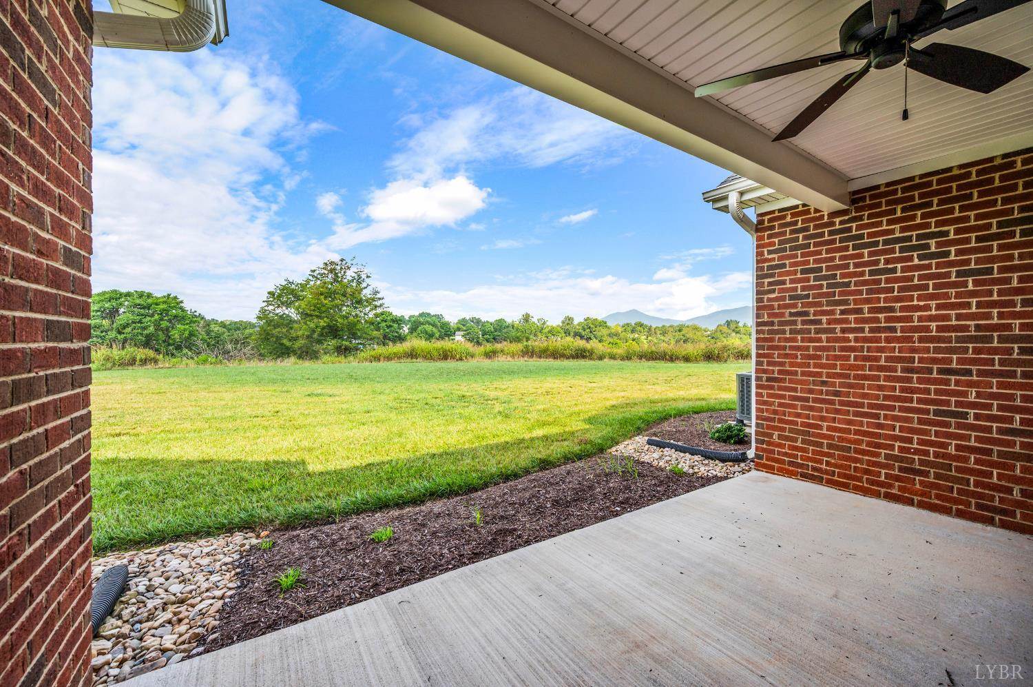155 Villa Oak Circle, Bedford, VA 24523