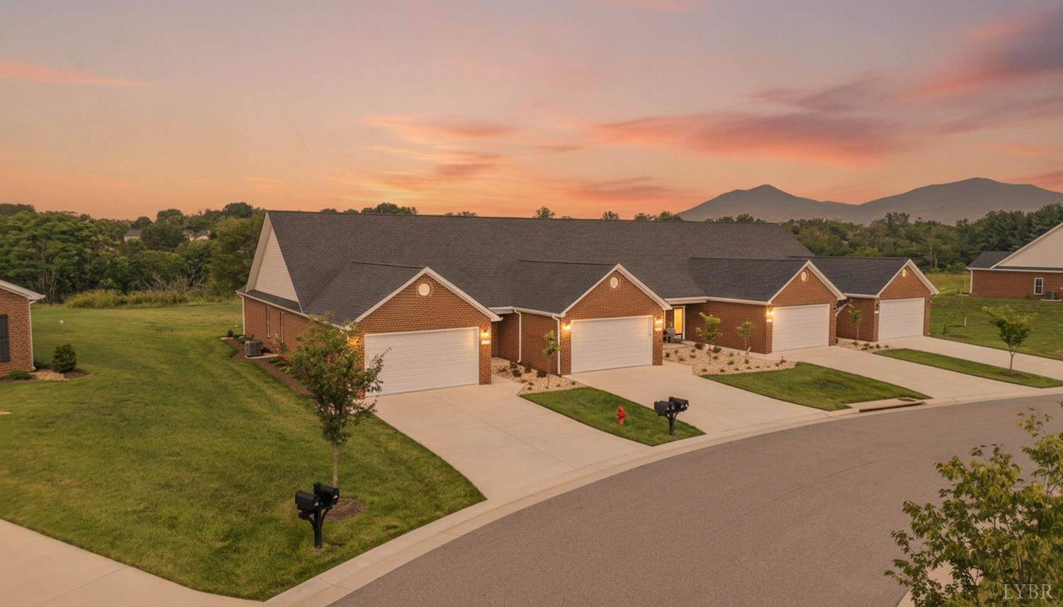 155 Villa Oak Circle, Bedford, VA 24523