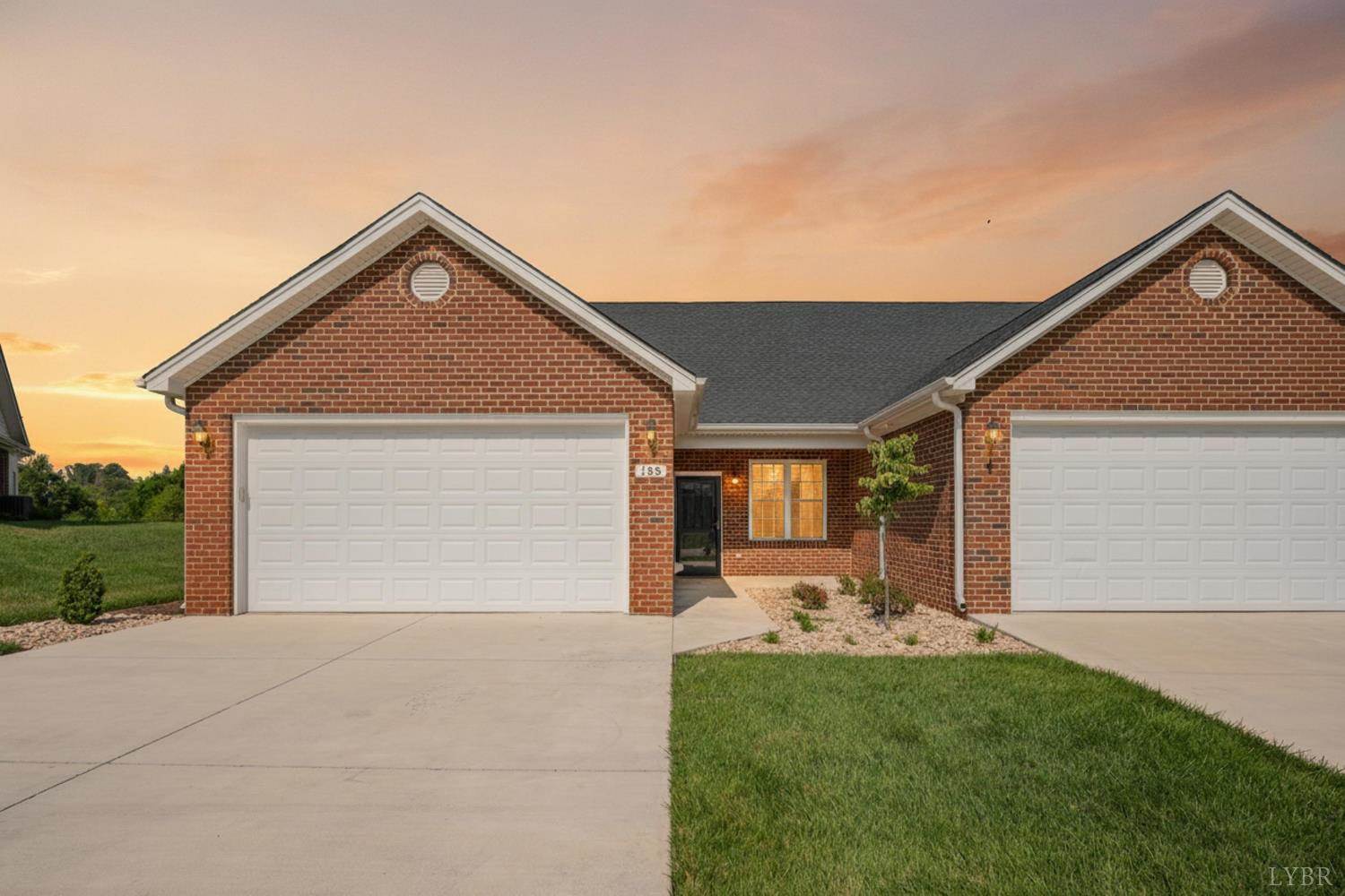 155 Villa Oak Circle, Bedford, VA 24523