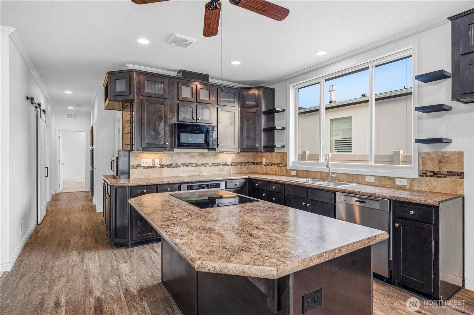 6350 Portay Way, Ferndale, WA 98248