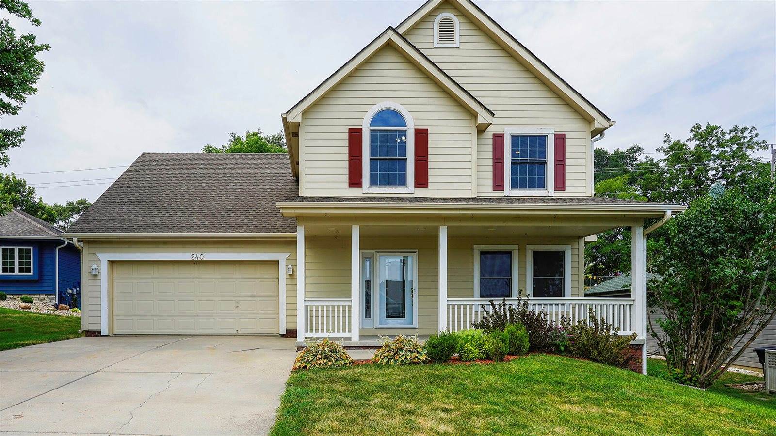 240 Canterbury Circle, Council Bluffs, IA 51503